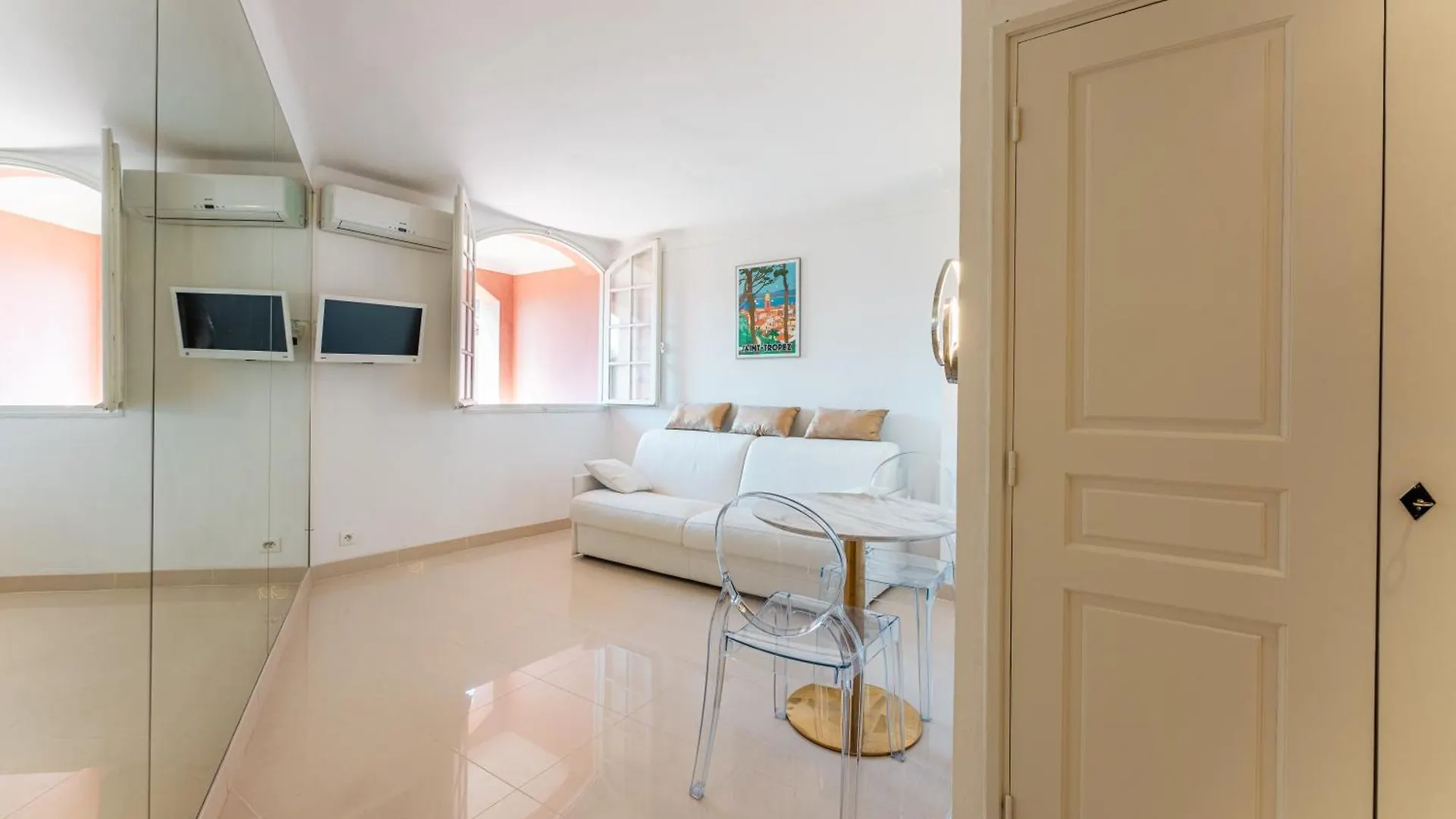 Saint Tropez, Coeur De Village, Appartement Unique